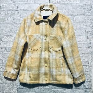 Hollister Shacket in Yellow/White Plaid